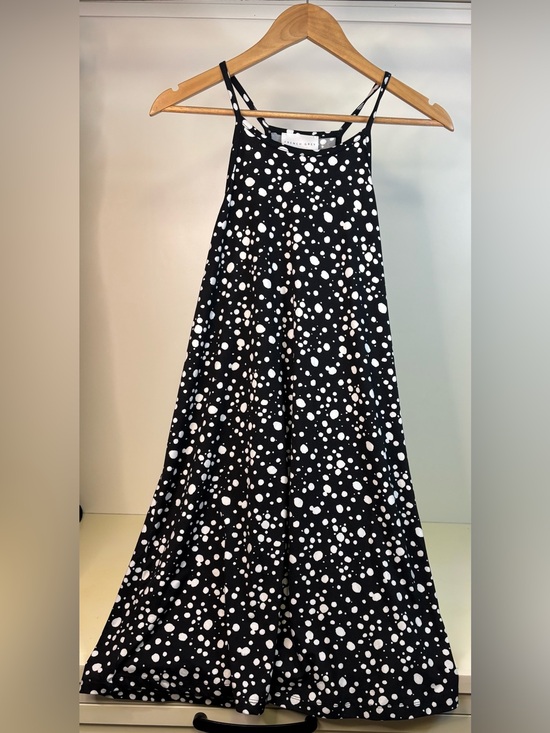 French Grey Dresses & Skirts - NWOT French Grey Black and White Polka Dot Dress Sz Med